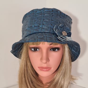 Réf: 558 chapeau de pluie couleur bleu